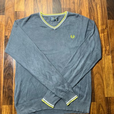 Vintage Fred Perry Charcoal Grey V-Neck Knit Sweater | Yellow Laurel