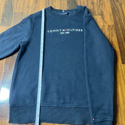 Vintage Tommy Hilfiger Embroidered Logo Crewneck Sweatshirt Size XS Navy Blue 1985