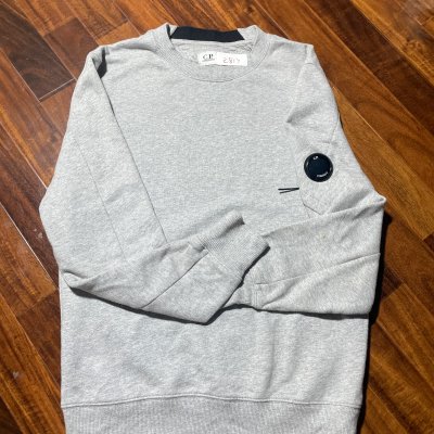 C.P. Company Sweatshirt M | Light Grey Heather | Crewneck | Lens Badge Arm | Logo